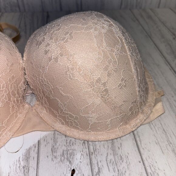 Womens Size 36DDD Victorias Secret Lace Bra EUC - Picture 3 of 5